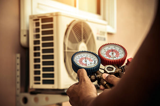 Professional Hvac technician working in Greenwood, SC